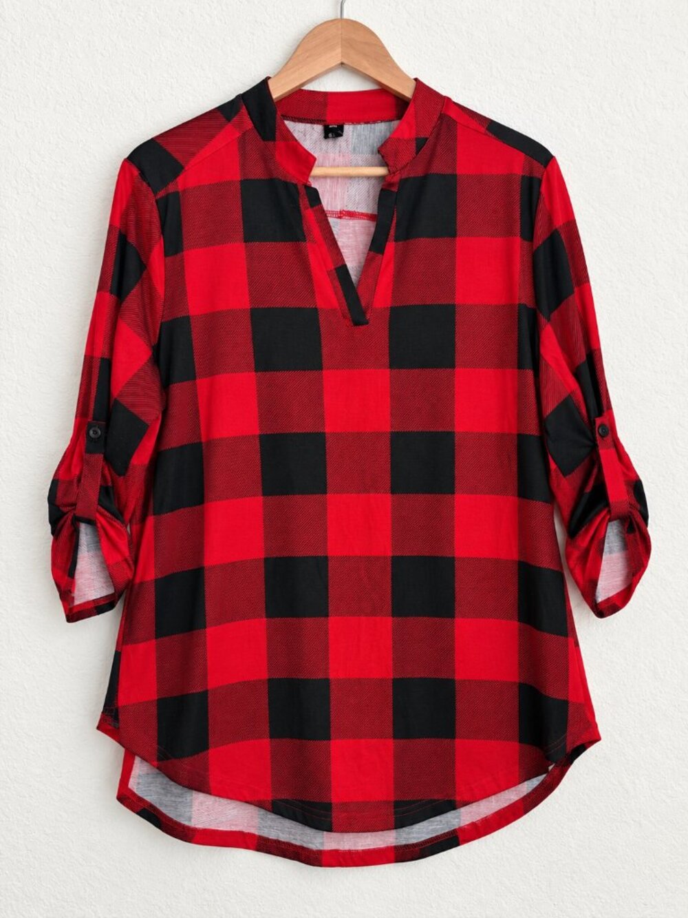 Sofi Women’s 2XL Red Black Buffalo Plaid Roll Tab Sleeve Tunic Top. (G)